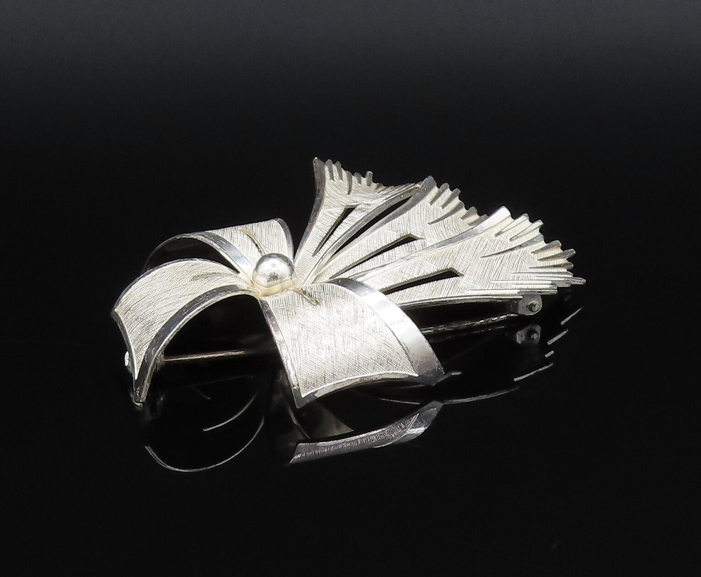 GERMANY 925 Silver  Vintage Textured Ribbon Bow Tie Dome Brooch Pin  BP9741