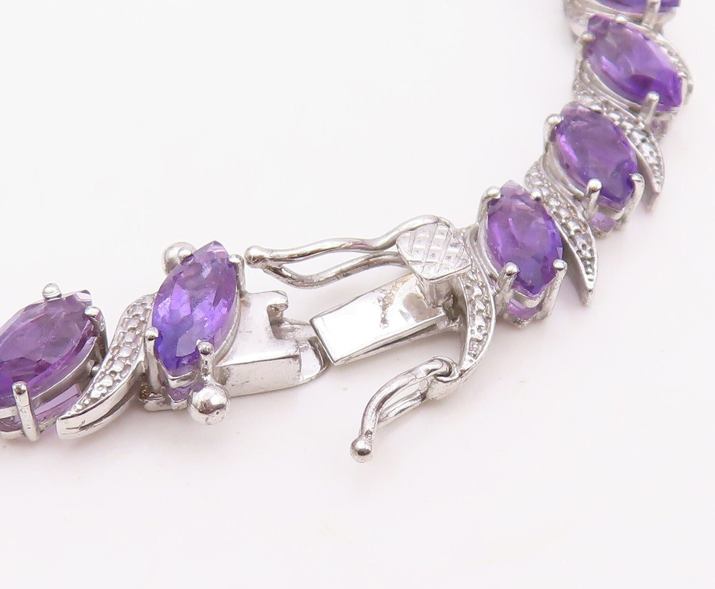 925 Sterling Silver Vintage Bracelet Swirly Carved Oval Cut Amethyst  BT10871