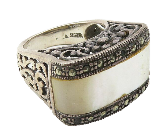925 Silver  Vintage Mother Of Pearl & Marcasite Cocktail Ring Sz 6  RG10573