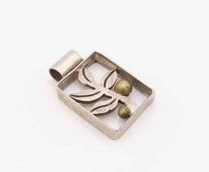 925 Sterling Silver Vintage Pendant Solid Framed Cutout Plant  PT23578