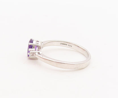 925 Sterling Silver Vintage Ring Oval Cut Amethyst CZ Side Stone  Sz 7  RG29207
