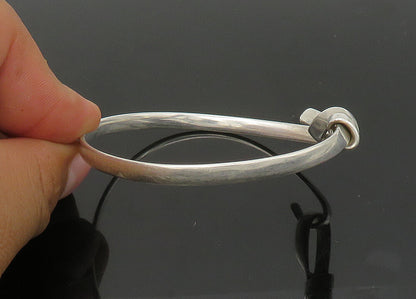 GAETAN 925 Sterling Silver  Vintage Shiny Loop Hook Bangle Bracelet  BT8885