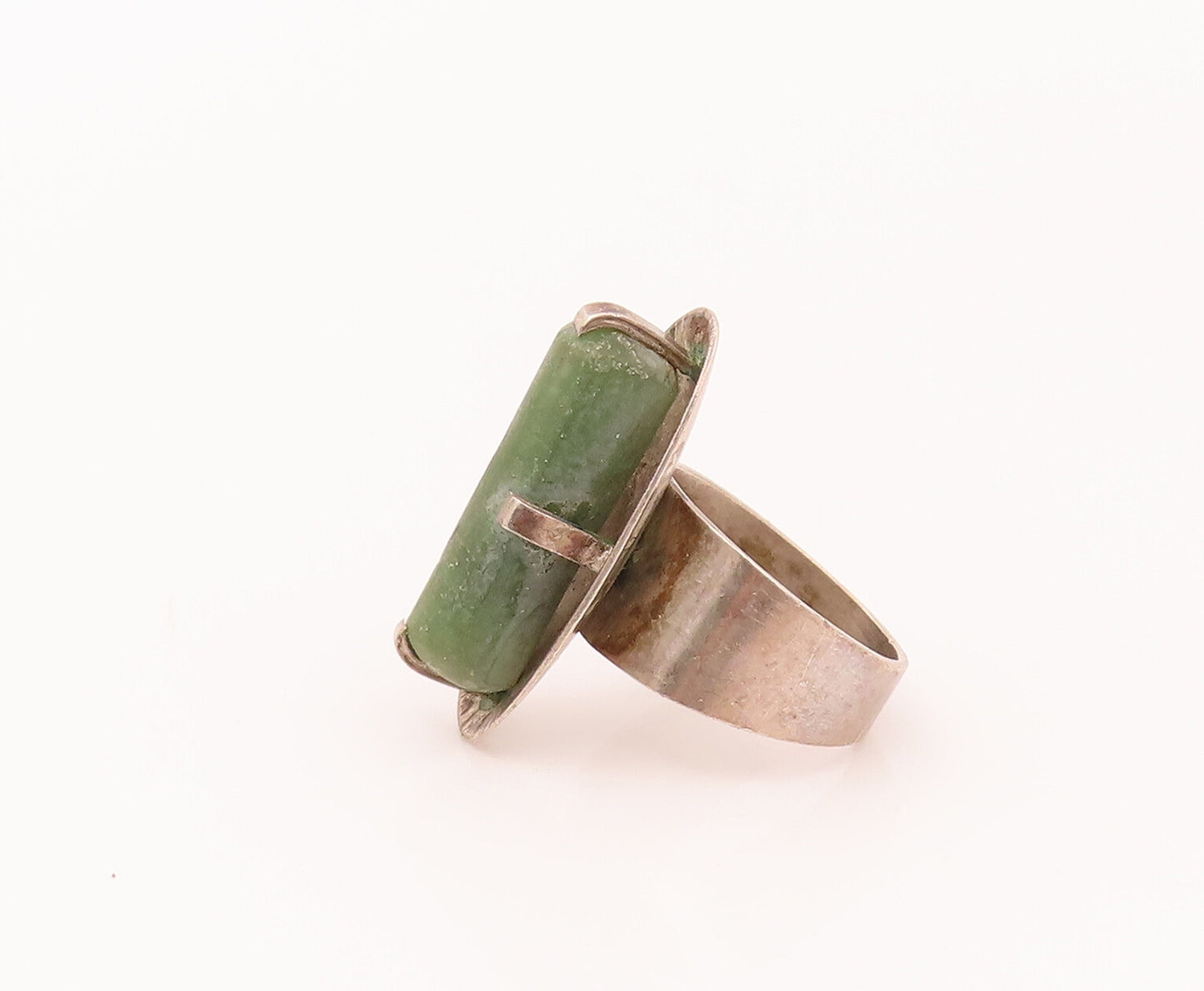 EUROPE 925 Silver  Vintage Green Tourmaline Disk Clamped Ring Sz 5.5 RG26589