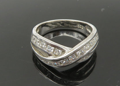 925 Sterling Silver  Vintage Shiny Cubic Zirconia Band Ring Sz 6  RG22596