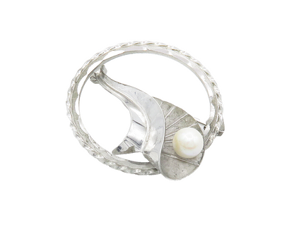 DEC 925 Silver  Vintage Petite Pearl Floral Leaf Round Brooch Pin  BP5788