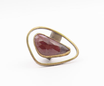 925 Sterling Silver Vintage Ring Modernist Faceted Ruby Band  Sz 8  RG36554
