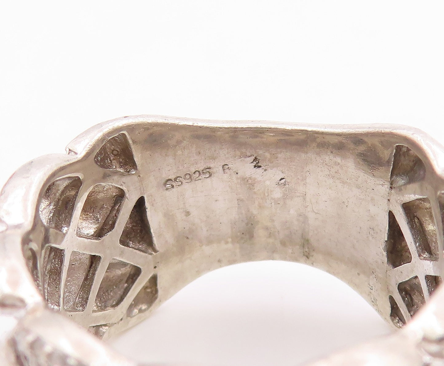 925 Sterling Silver Vintage Ring Real Diamonds Quilted Dome Band Sz 8.5 RG35742