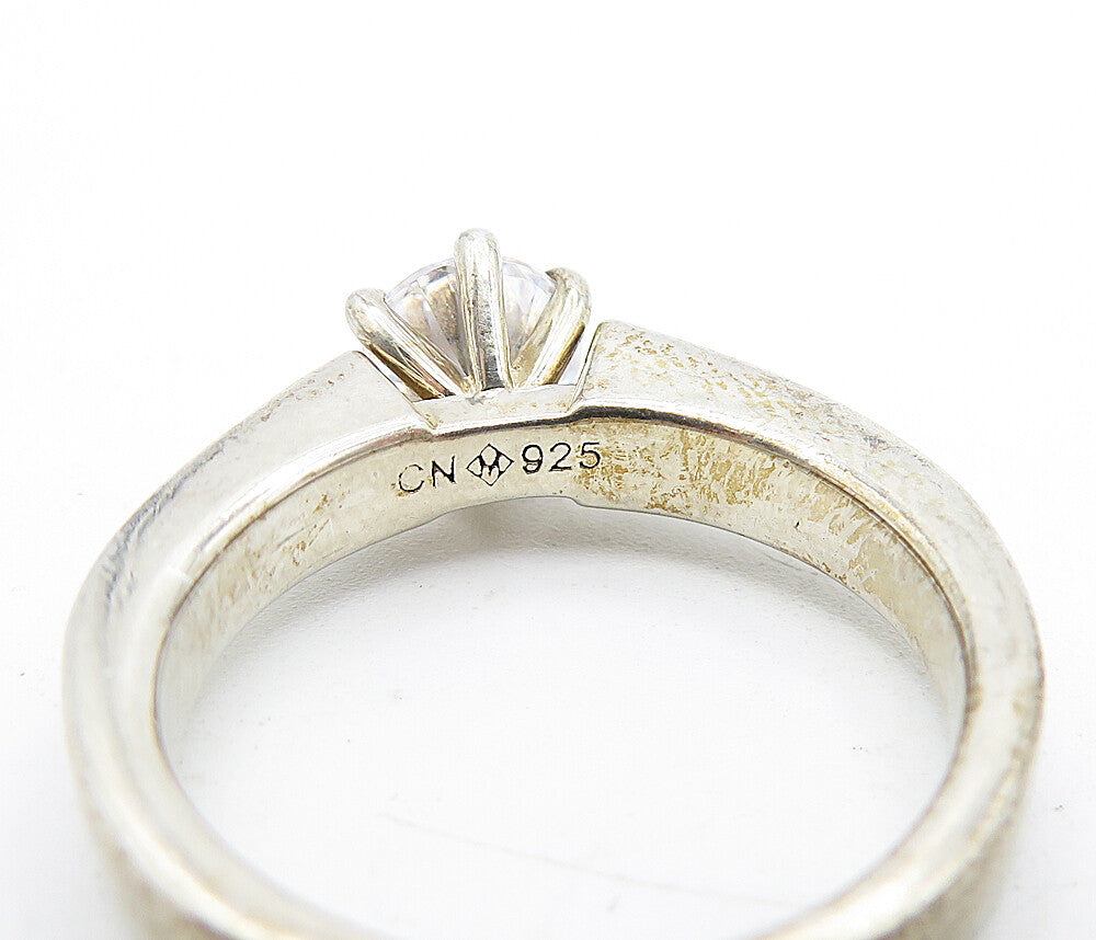 925 Sterling Silver  Vintage Cubic Zirconia Solitaire Accent Ring Sz 7  RG5181