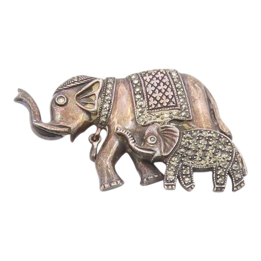 925 Sterling Silver  Vintage Marcasite Mom & Baby Elephants Brooch Pin  BP5658