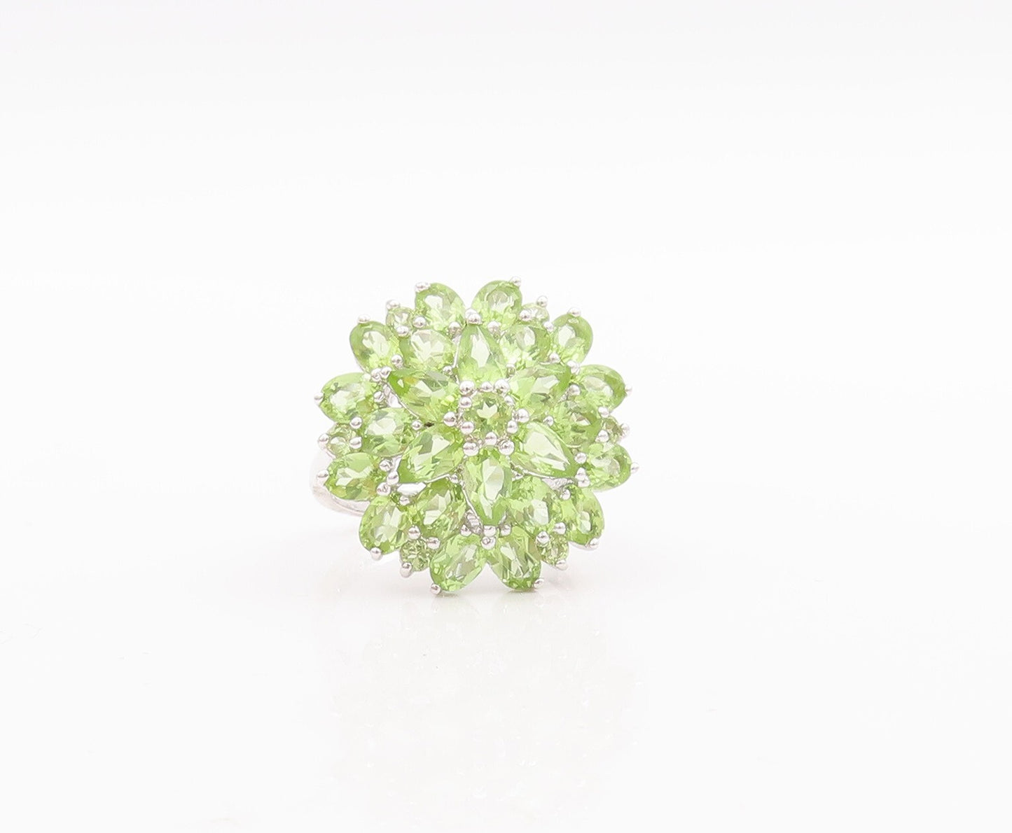 925 Sterling Silver Vintage Ring Marquise Cut Peridot Flower  Sz 6.5  RG29389