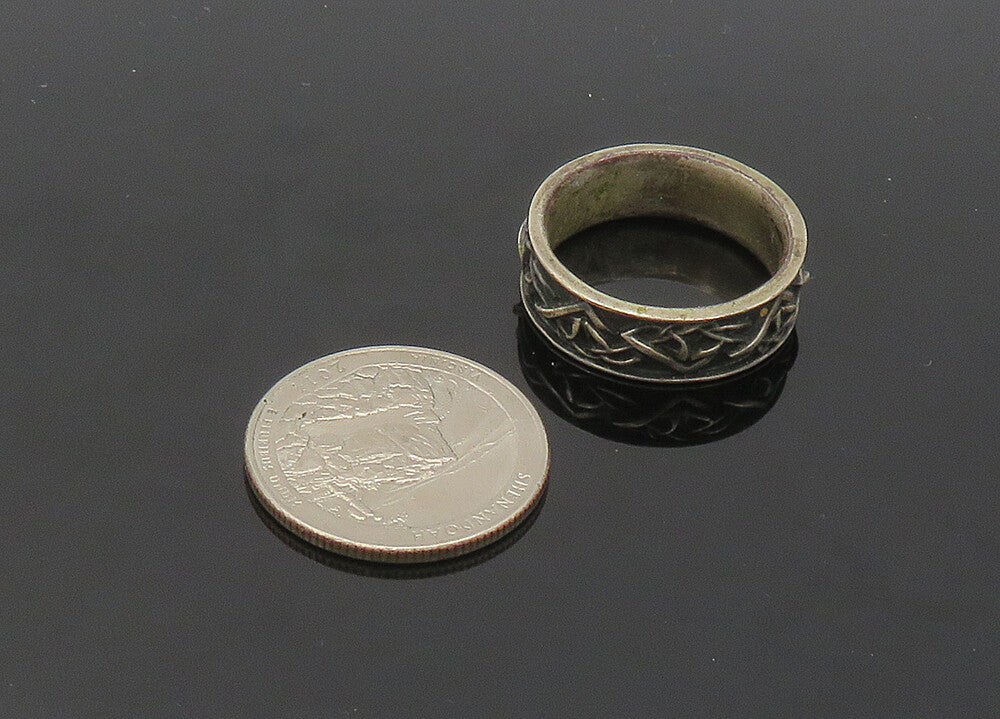 925 Sterling Silver  Vintage Raised Detail Oxidized Band Ring Sz 9.5  RG20760