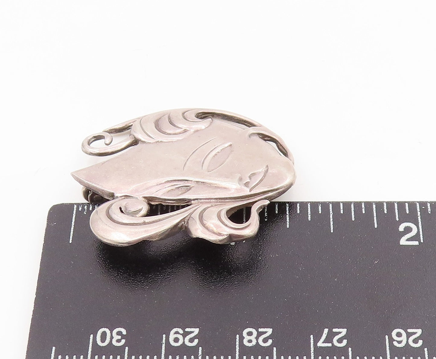 925 Sterling Silver Vintage Brooch Swirly Masquerade Theater Mask Pin  BP12102
