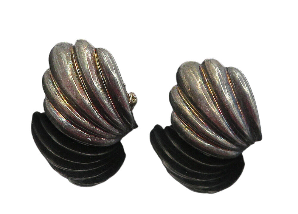 925 Sterling Silver  Vintage Dark Tone Scalloped Non Pierce Earrings  EG6073