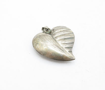 MEXICO 925 Silver  Vintage Dark Tone Hollow Fluted Love Heart Pendant  PT3177