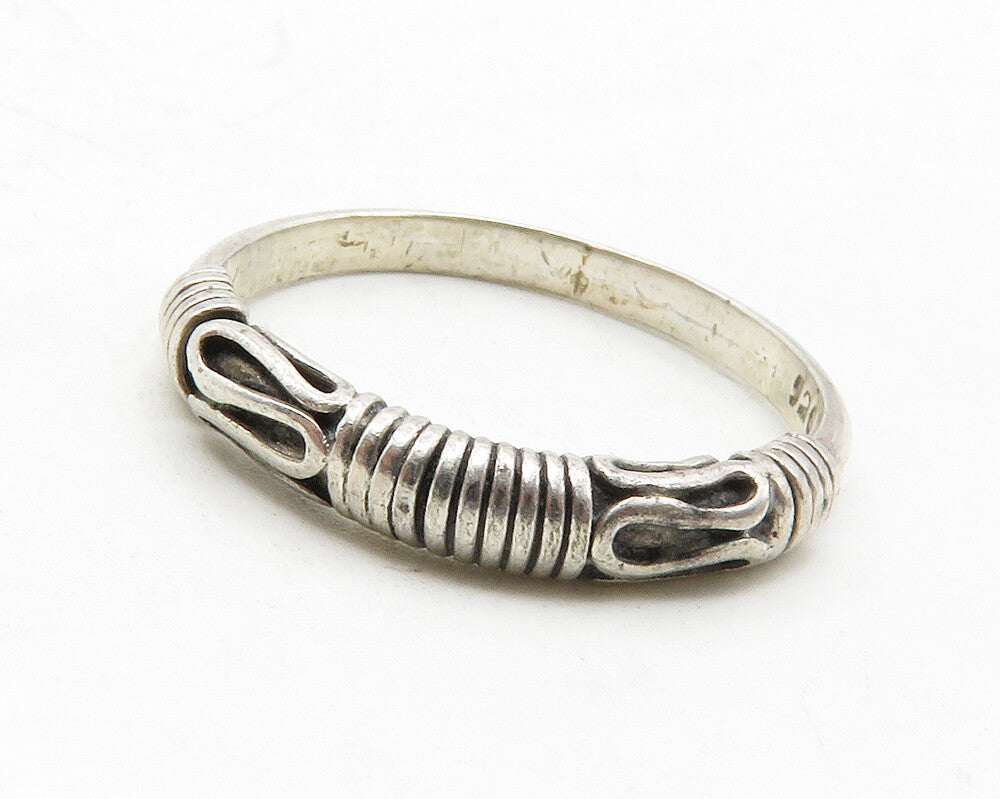 925 Sterling Silver Vintage Dark Tone Wire Swirl Band Ring Sz 7 RG13609
