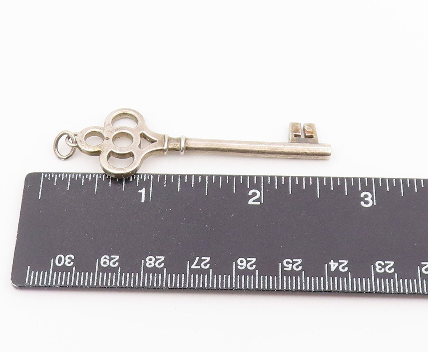 925 Sterling Silver Vintage Pendant TIFFANY & CO Classic Skeleton Key  PT26448