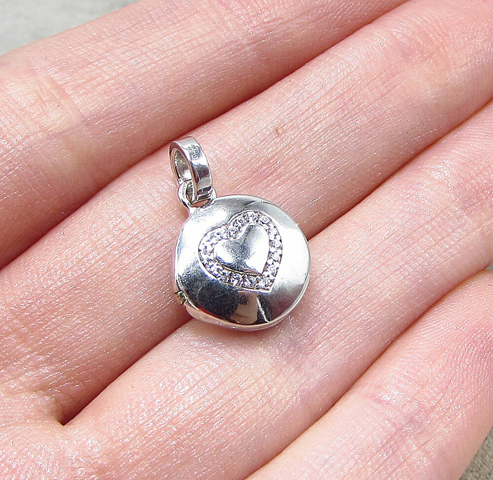 925 Silver Cubic Zirconia Love Heart Picture Locket (Opens) Pendant  PT1460