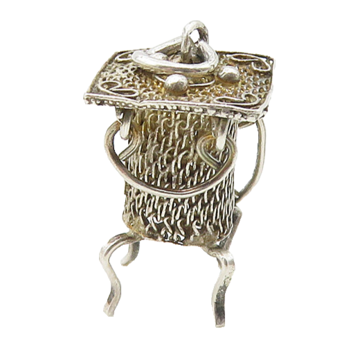 925 Sterling Silver  Vintage Petite Old Fashioned Furnace Pendant  PT7973