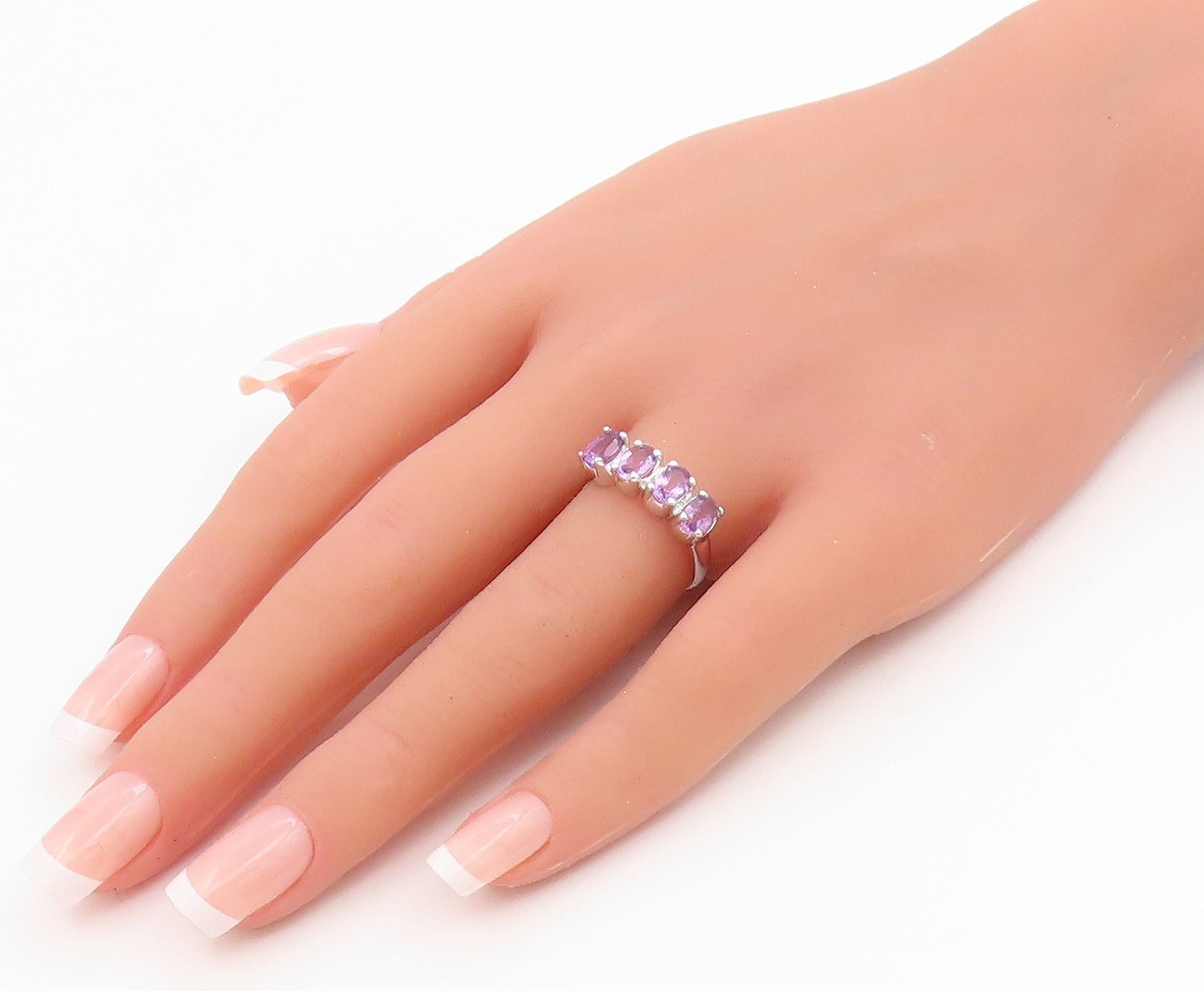 925 Sterling Silver Vintage Ring Classic Three Stone Amethyst Band Sz 8 RG36144