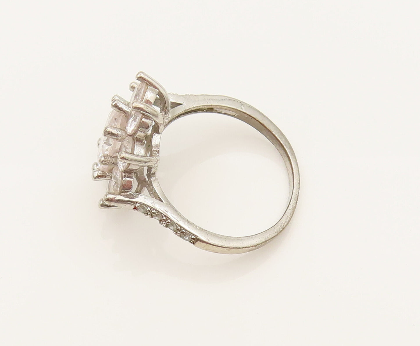 925 Silver  Vintage Fancy Cubic Zirconia Flower Fashion Ring Sz 7.25  RG26337