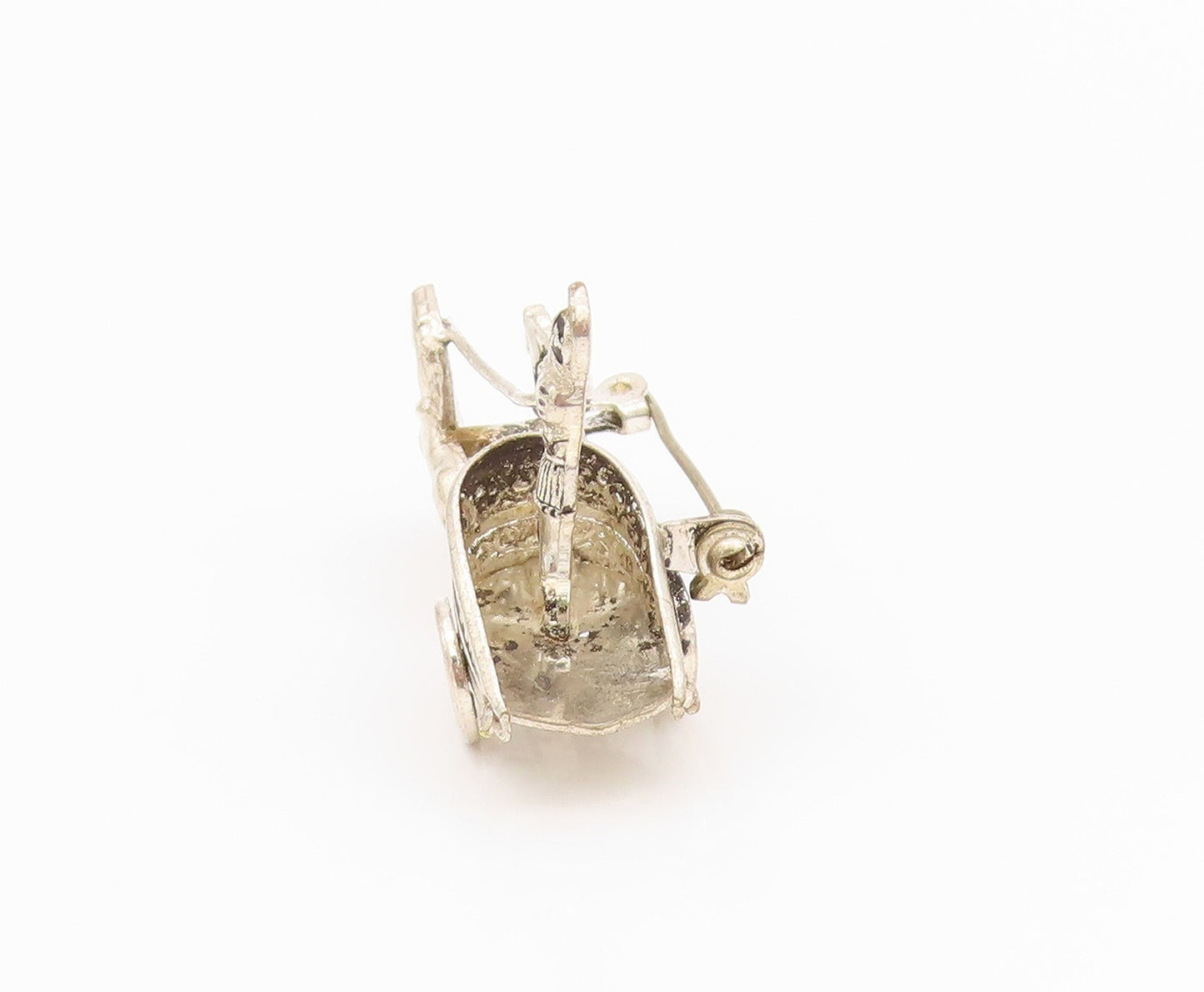 925 Sterling Silver Vintage Brooch Antique 3D Cut Royal Chariot  BP11684