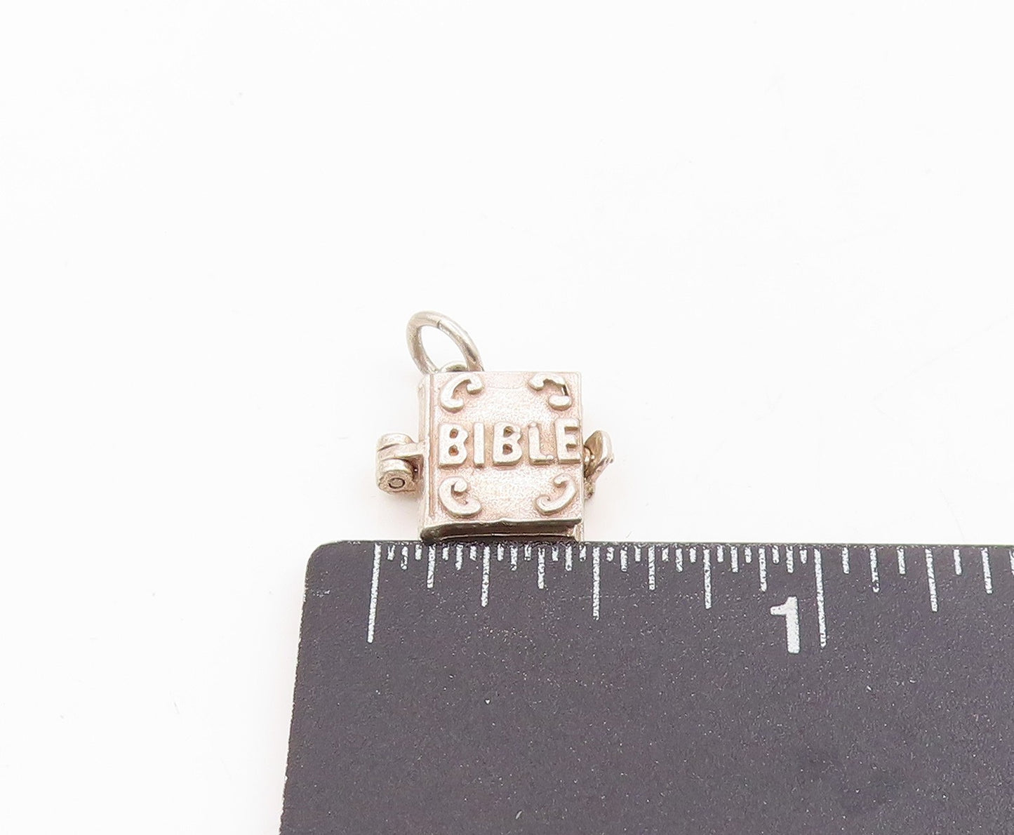 925 Sterling Silver Vintage Pendant Carved Holy Bible Book Charm OPENS  PT25409