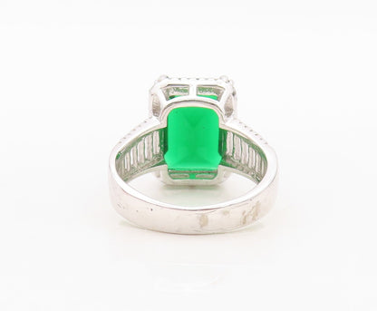 925 Sterling Silver Vintage Ring Rectangle Cut Green & White CZ Sz 7.5  RG30050