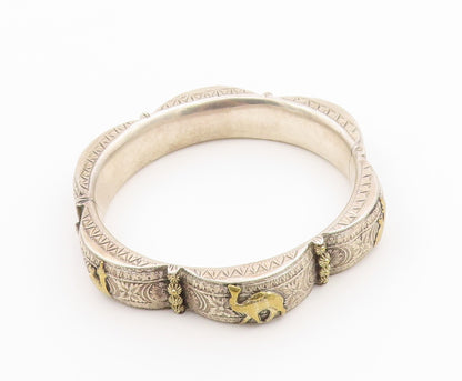 925 Sterling Silver Vintage Bracelet Etched Camel Motif Scalloped Bangle BT12154