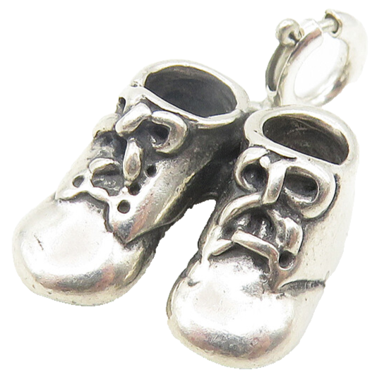 925 Sterling Silver  Vintage Petite Pair Of Laced Shoes Motif Pendant  PT8907