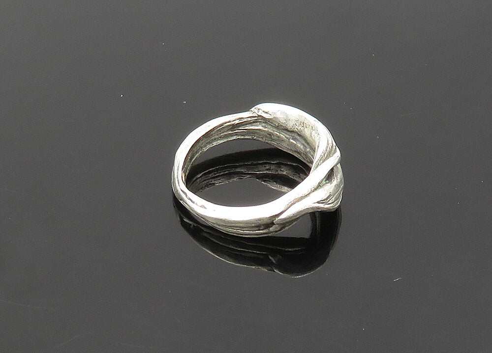 925 Sterling Silver  Vintage Shiny Modernist Sculpted Band Ring Sz 5  RG21429