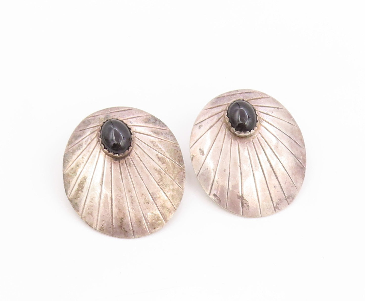 925 Sterling Silver Vintage Earrings NAVAJO Cabochon Onyx Etched Stud  EG14033