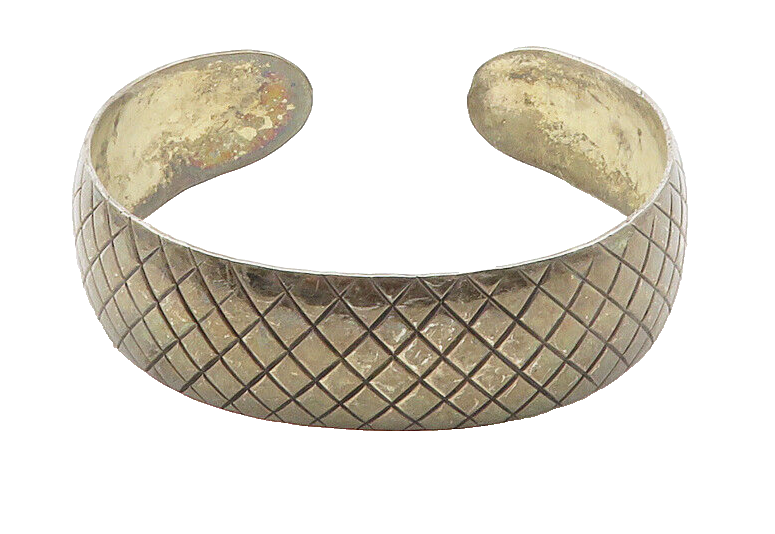 925 Sterling Silver  Vintage Dark Tone Etched Detail Cuff Bracelet  BT4146