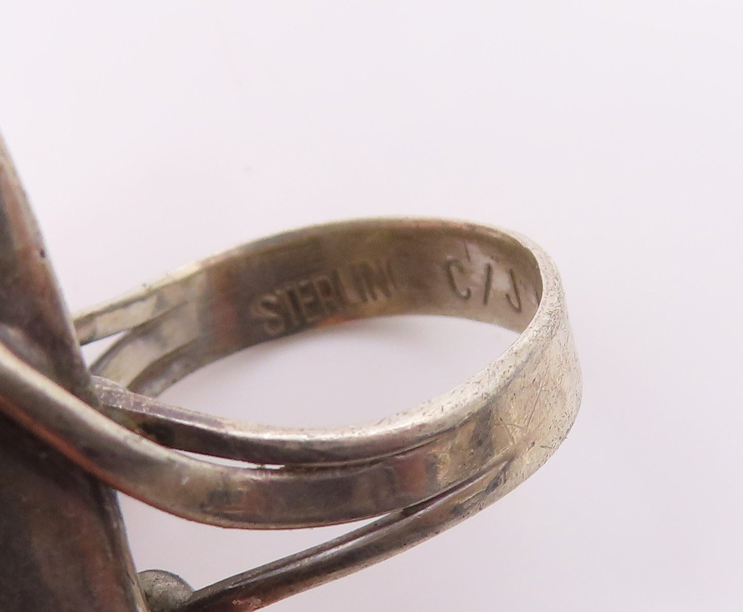 925 Sterling Silver Vintage Ring CJ NEZ NAVAJO Oval Puffed Design  Sz 7  RG33291