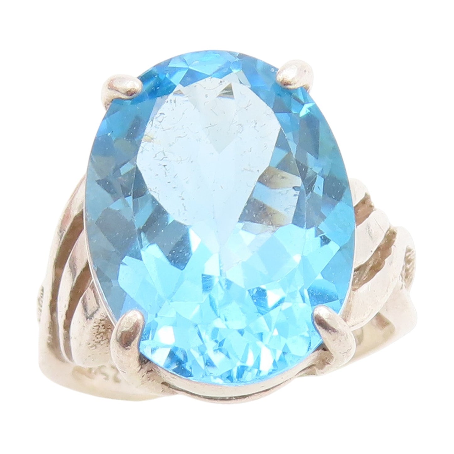 925 Sterling Silver Vintage Ring Oval Blue Topaz Solitaire Band  Sz 6  RG33793