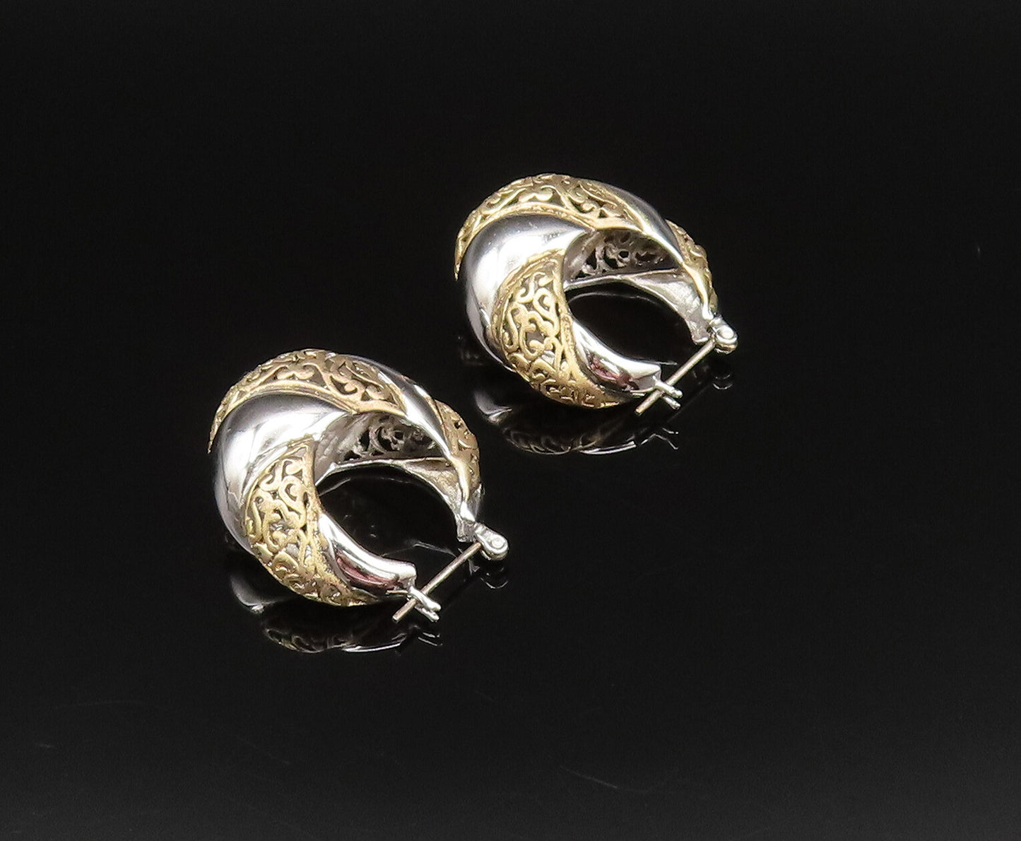 925 Sterling Silver Vintage Two Tone Openwork Scroll Hoop Earrings  EG11972