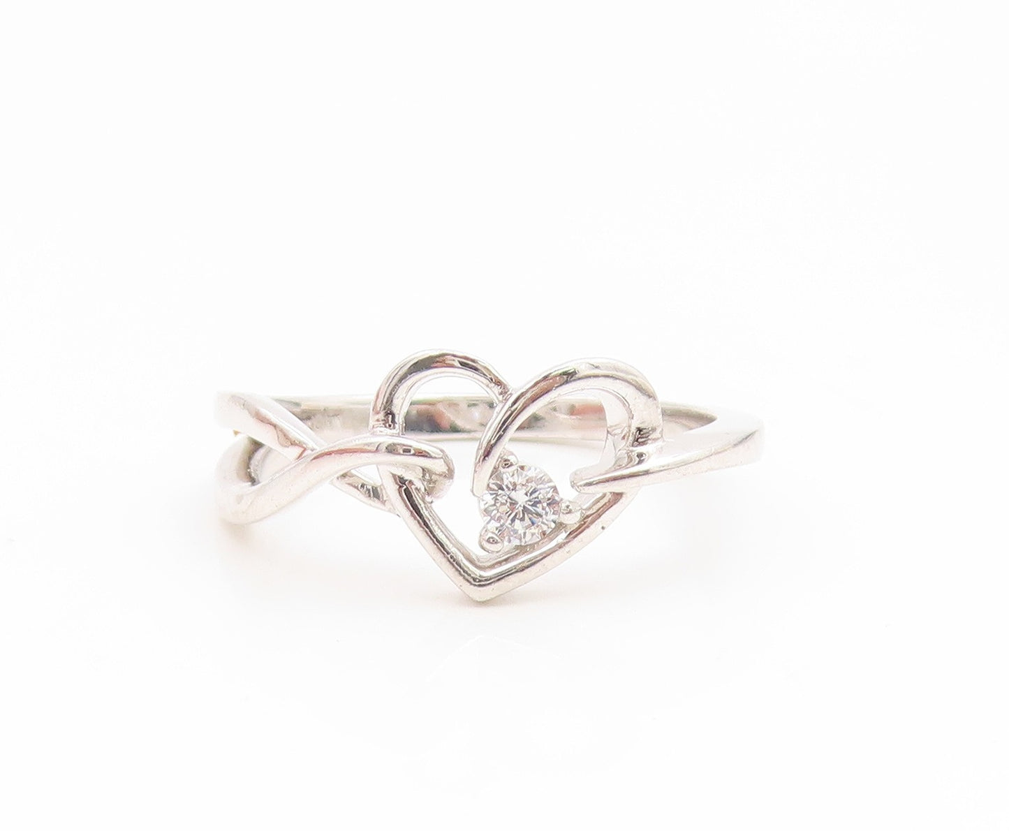 925 Sterling Silver Vintage Ring Round CZ Elegant Love Heart Band  Sz 7  RG35229