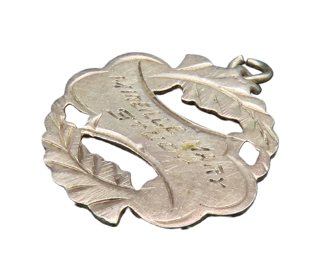 925 Sterling Silver  Vintage Antique Leaf Wreath Flat Pendant  PT20460