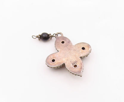 925 Sterling Silver  Vintage Mother Of Pearl & Black Onyx Pendant  PT15690
