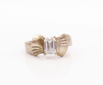 925 Sterling Silver Vintage Ring Rectangle Cut CZ Carved Bow  Sz 7  RG28521