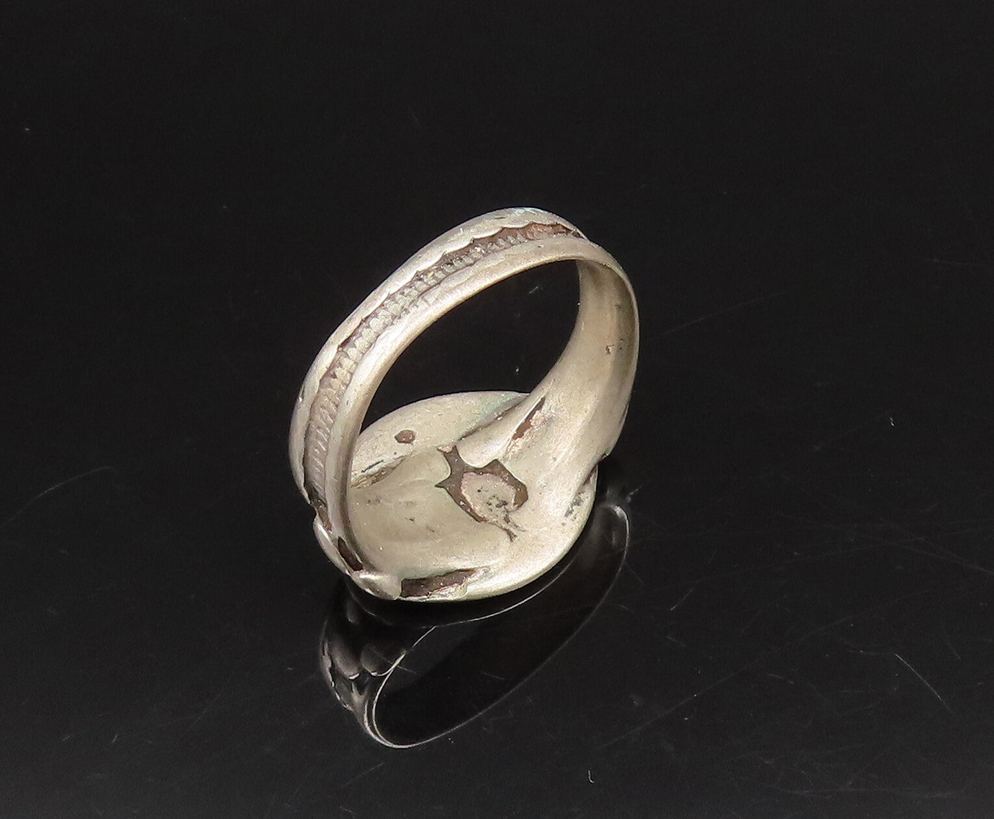 925 Silver  Vintage Antique Etch Flower & Raised Edge Shank Ring Sz 8  RG25980