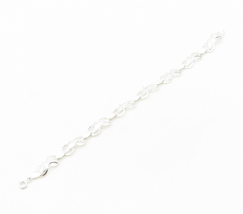 925 Sterling Silver  Shiny Leaping Dolphin Animal Motif Chain Bracelet  BT6184