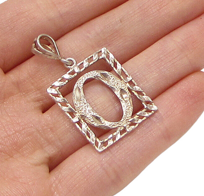 925 Sterling Silver  Vintage O Initial Etching Detail Drop Pendant  PT2236