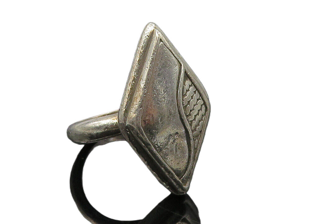 BALI 925 Sterling Silver  Vintage Diamond Shaped Cocktail Ring Sz 7.5  RG9555