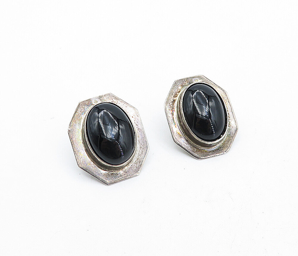 925 Sterling Silver  Vintage Cabochon Black Onyx Non Pierce Earrings  EG2153