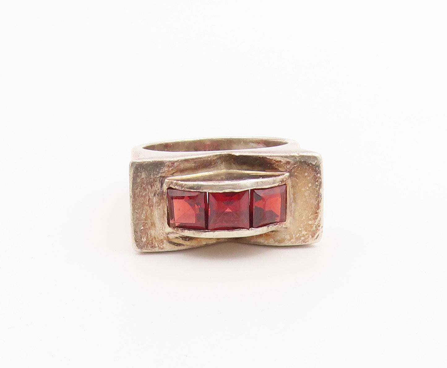 925 Sterling Silver Vintage Ring Chunky Channel Set Garnet Band  Sz 8.5  RG36486