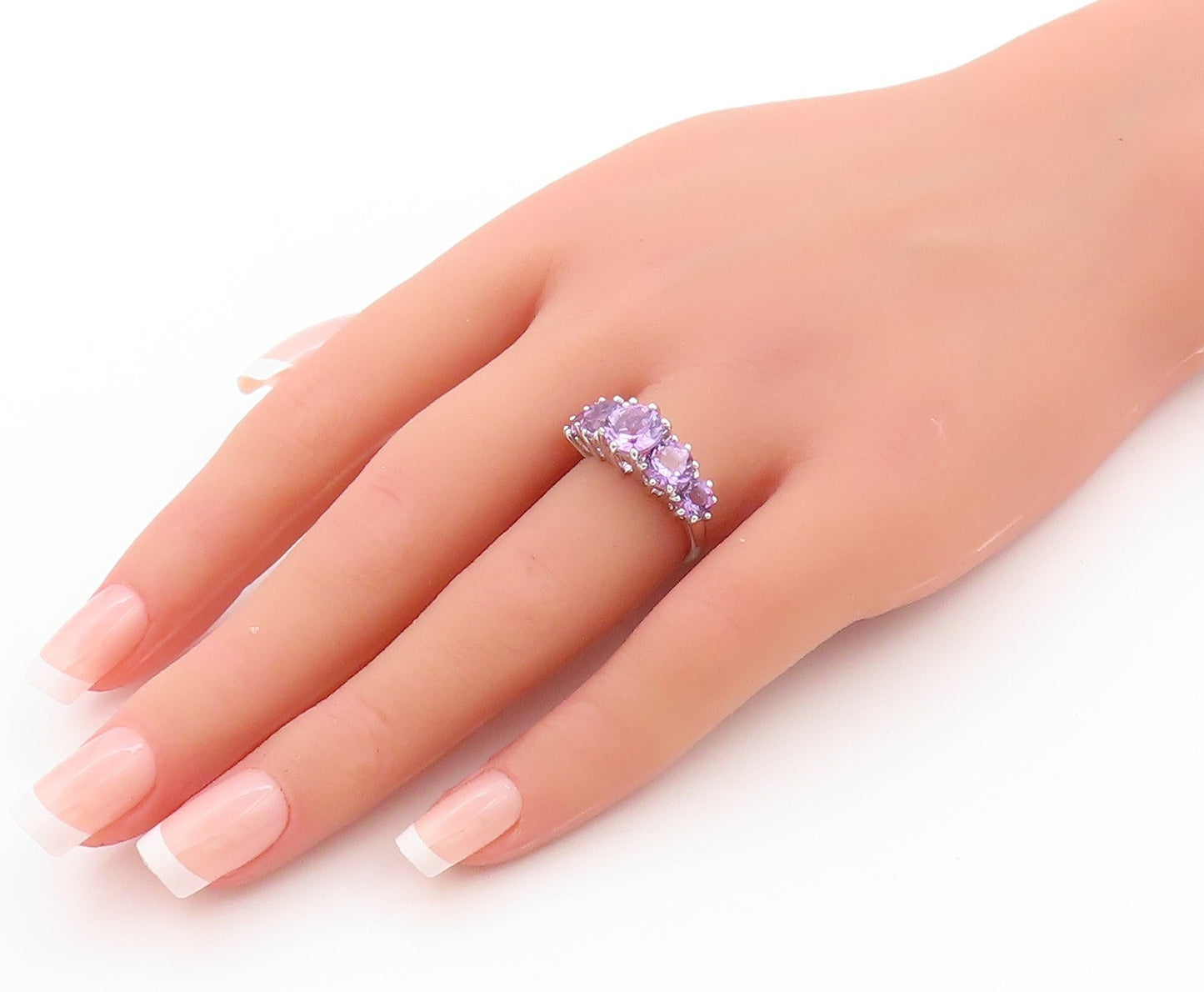 925 Sterling Silver Vintage Ring Round Cut Amethyst 5 Stone Band  Sz 6  RG32728