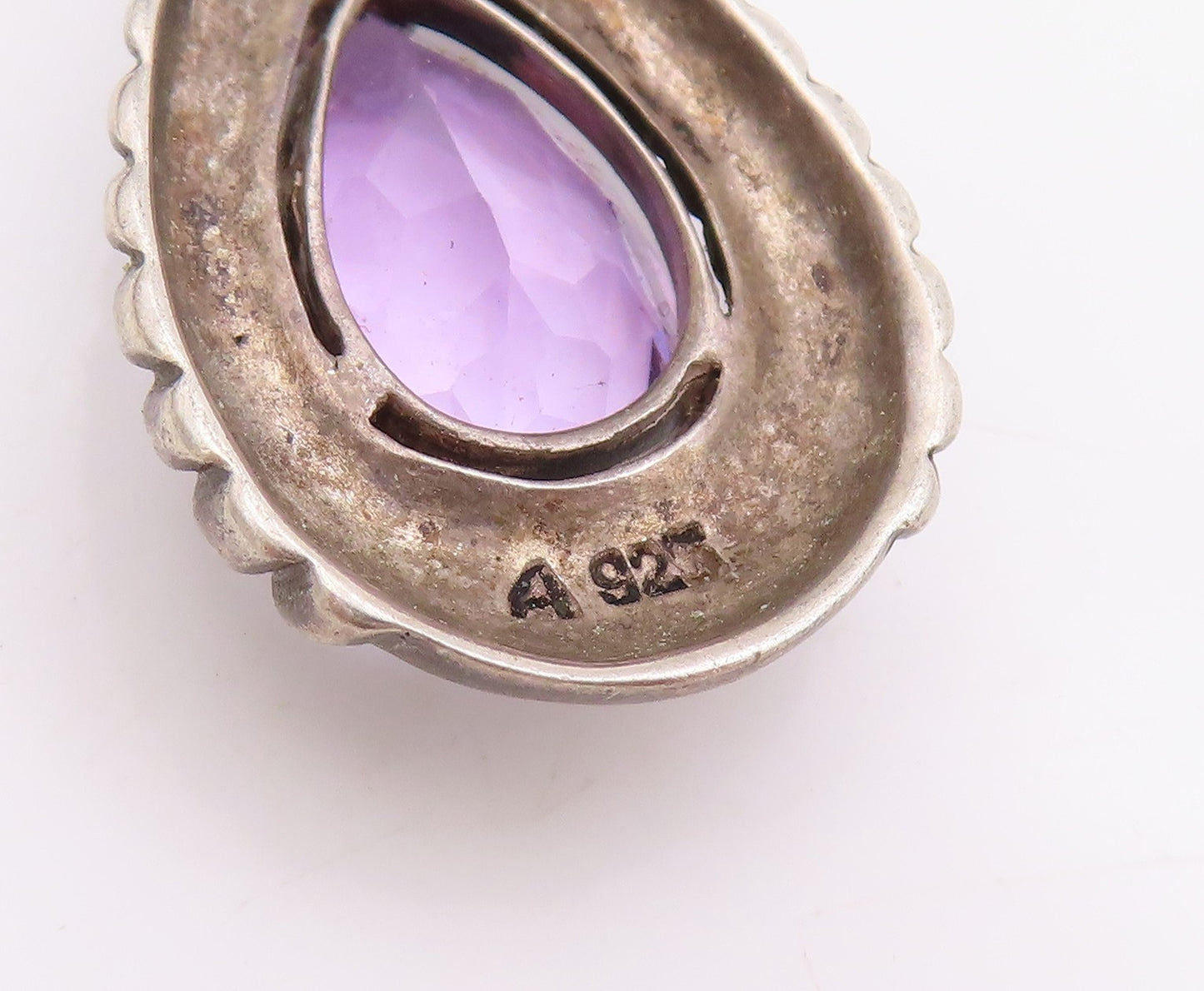 925 Sterling Silver Vintage Pendant Dark Tone Framed Drop Cut Amethyst  PT24555