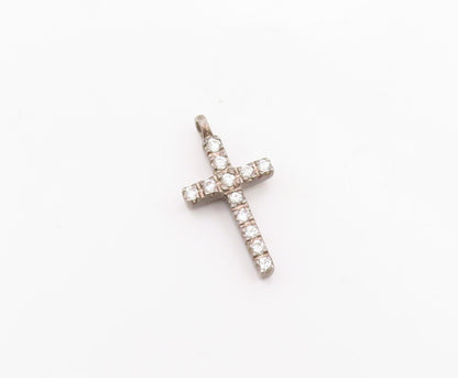925 Silver  Vintage Petite Cubic Zirconia Religious Cross Pendant  PT11634
