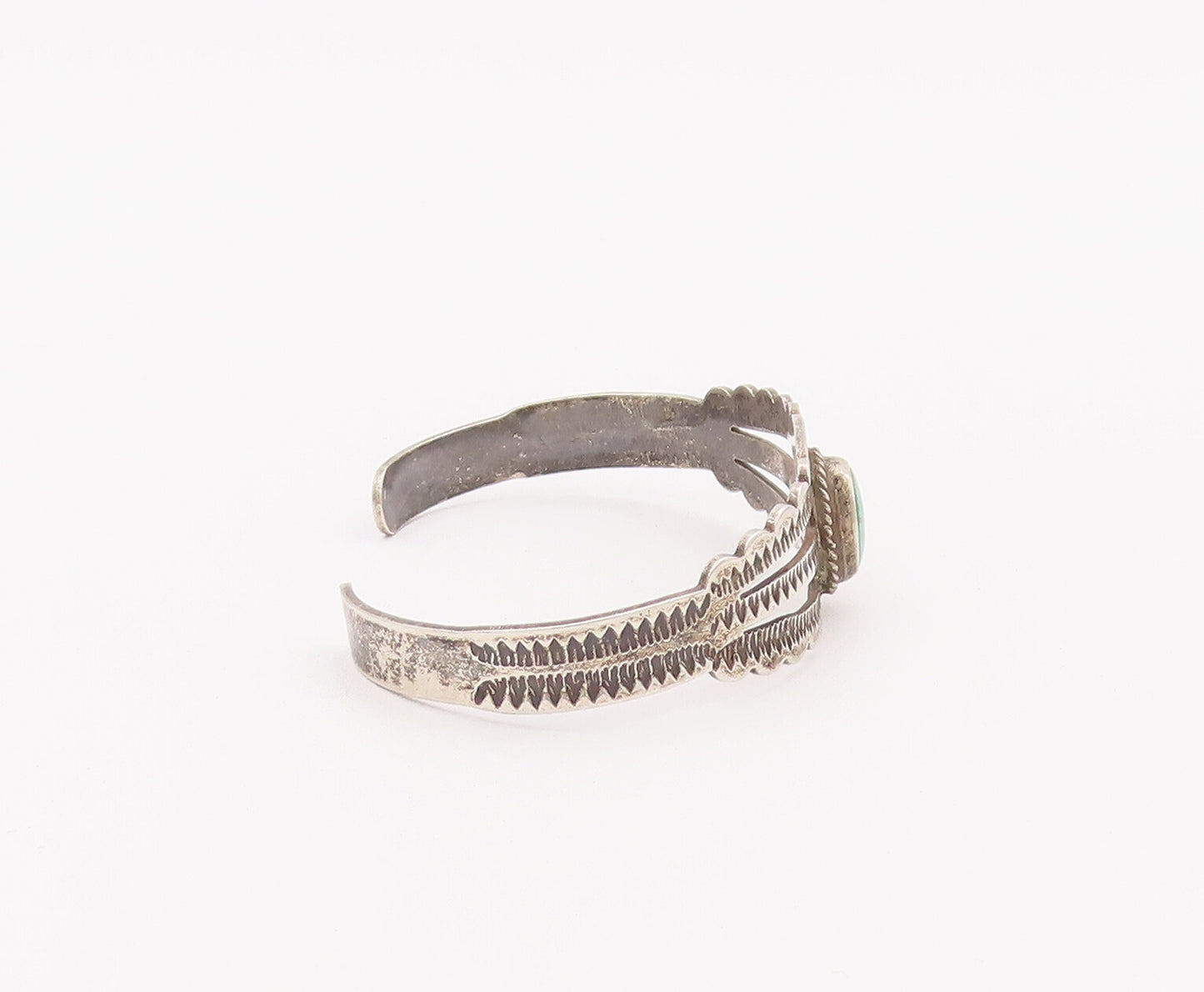 925 Sterling Silver Vintage Bracelet NAVAJO Antique Split Band Carved   BT10384