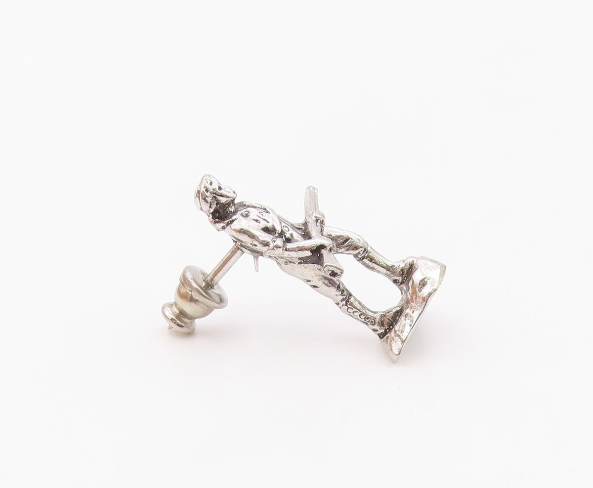 925 Sterling Silver  Vintage Shiny Petite Man With Rifle Lapel Pin  TR2952